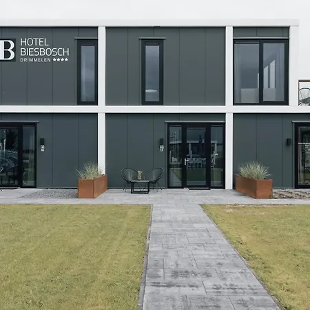 Biesbosch Hotel 4*