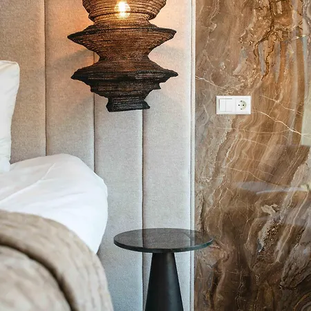 Biesbosch Hotel 4*