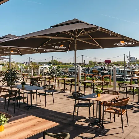 Hotel Biesbosch 4*